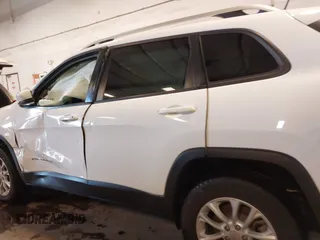 2021 Jeep Cherokee Latitude с VIN 1C4PJMCB4MD133813, выставлен на аукционе IAAI как лот 41269707 с пробегом 94 697 миль миль и . История ставок и продаж доступна на DreamBid. Изображение 15.