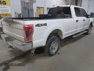 2022 Ford F-250 XL with VIN 1FT7W2B61NEE69151, listed as a IAAI auction lot 41552581 with 37,563 mi miles and . Bid and sale history available at DreamBid. Image 4.