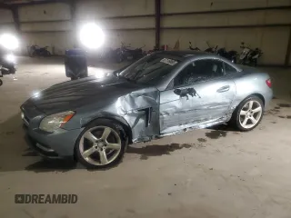 2012 Mercedes-Benz SLK 250 z VIN WDDPK4HA7CF040175, wystawiony jako Copart lot #57116865 z przebiegiem 75 060 mil mil oraz Szkoda całkowita • Salvage title. Historia ofert i sprzedaży dostępna na DreamBid. Obrazek 1.
