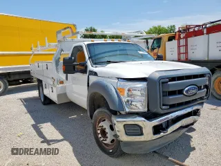 2016 Ford F-550 XL с VIN 1FDUF5GT9GEC32893, выставлен на аукционе Copart как лот 61276675 с пробегом 72 707 миль миль и Списание • Salvage title. История ставок и продаж доступна на DreamBid. Изображение 4.