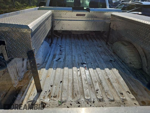 2021 Ford F-250 XL with VIN 1FTBF2A60MED97563, listed as a IAAI auction lot 42241335 with 137,592 mi miles and . Bid and sale history available at DreamBid. Image 1.