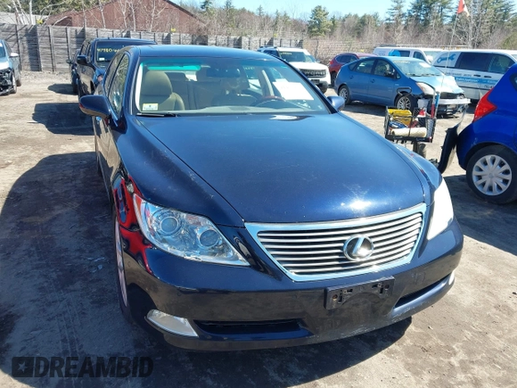 2008 Lexus LS with VIN JTHBL46F285055601, listed as a IAAI auction lot 41973808 with 227,315 mi miles. Bid and sale history available at carsss.com. Image 13.