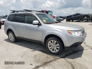 2012 Subaru Forester X Premium with VIN JF2SHADC6CH402379, listed as a Copart auction lot 61691415 with 163,895 mi miles and Clean title. Bid and sale history available at DreamBid. Image 4.