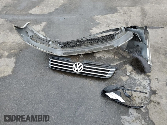 2012 Volkswagen Passat S w/Appearance with VIN 1VWAP7A39CC081677, listed as a Copart auction lot 89195925 with 207,362 mi miles and Salvage Title. Bid and sale history available at carsss.com. Image 14.