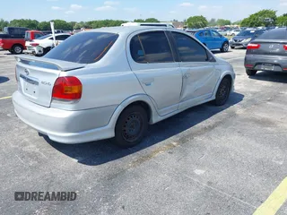 2003 Toyota ECHO with VIN JTDBT123935047533, listed as a IAAI auction lot 42143695 with 170,911 mi miles. Bid and sale history available at carsss.com. Image 4.