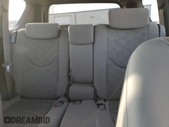2010 Toyota RAV4 с VIN 2T3ZK4DV4AW004399, выставлен на аукционе Copart как лот 84433284 с пробегом 177 500 миль миль и Списание • Salvage title. История ставок и продаж доступна на DreamBid. Изображение 10.