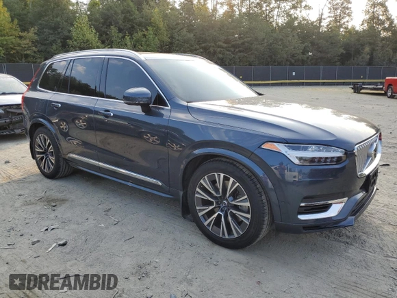 2021 Volvo XC90 Inscription Expression with VIN YV4BR0CL0M1738477, listed as a Copart auction lot 68689594 with 31,095 mi miles and Salvage Title. Bid and sale history available at carsss.com. Image 4.