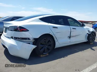 2022 Tesla Model S с VIN 5YJSA1E55NF486538, выставлен на аукционе IAAI как лот 42660966 с пробегом 41 465 миль миль и . История ставок и продаж доступна на DreamBid. Изображение 6.