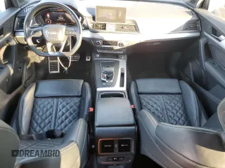 2018 Audi SQ5 Premium Plus with VIN WA1A4AFY5J2044507, listed as a Copart auction lot 83238274 with 46,801 mi miles and Salvage Title. Bid and sale history available at DreamBid. Image 8.