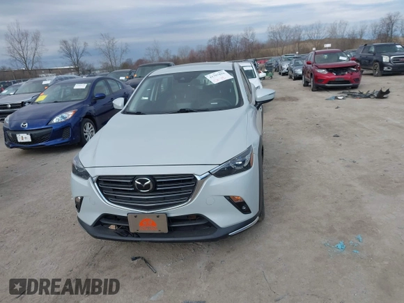2019 Mazda CX-3 Grand Touring with VIN JM1DKFD74K0450470, listed as a IAAI auction lot 41907856 with 52,625 mi miles. Bid and sale history available at carsss.com. Image 12.