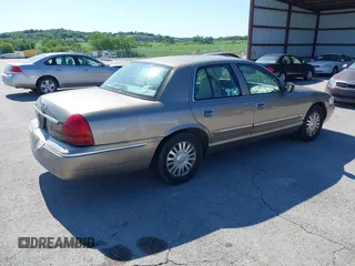 2006 Mercury Grand Marquis LS Premium z VIN 2MEFM75V06X629469, wystawiony jako IAAI lot #42308560 z przebiegiem 220 783 mil mil oraz . Historia ofert i sprzedaży dostępna na DreamBid. Obrazek 4.
