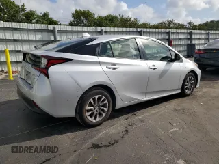 2022 Toyota Prius L Eco with VIN JTDKAMFU7N3155884, listed as a Copart auction lot 51472135 with 38,356 mi miles and Salvage Title. Bid and sale history available at carsss.com. Image 3.
