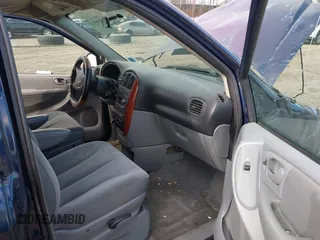 2006 Chrysler Town & Country with VIN 1A4GP45R36B548543, listed as a IAAI auction lot 42059571 with 139,423 mi miles and . Bid and sale history available at DreamBid. Image 5.