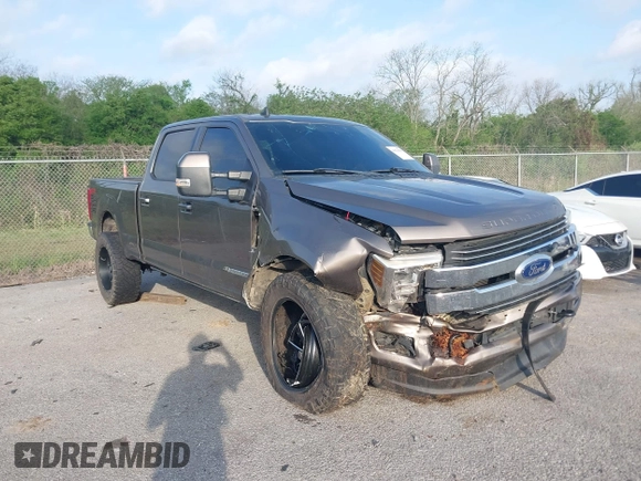 2019 Ford F-250 XL with VIN 1FT7W2BT6KEG02276, listed as a IAAI auction lot 41936090 with 140,394 mi miles and . Bid and sale history available at DreamBid. Image 1.