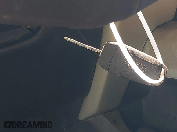 2018 Ford F-250 XL с VIN 1FT7W2BT5JEC74010, выставлен на аукционе IAAI как лот 42251090 с пробегом Не указан миль и . История ставок и продаж доступна на DreamBid. Изображение 11.