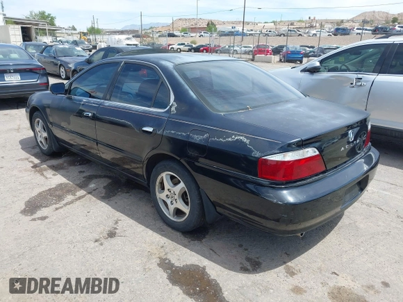 2002 Acura TL with VIN 19UUA56682A050537, listed as a IAAI auction lot 42056450 with 255,074 mi miles. Bid and sale history available at carsss.com. Image 3.