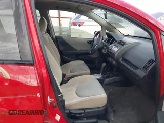 2007 Honda Fit with VIN JHMGD38407S052558, listed as a IAAI auction lot 41814768 with 163,024 mi miles. Bid and sale history available at carsss.com. Image 5.