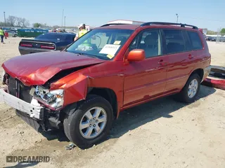 2003 Toyota Highlander with VIN JTEHF21A530120526, listed as a IAAI auction lot 41908513 with 273,718 mi miles. Bid and sale history available at carsss.com. Image 2.