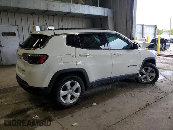 2021 Jeep Compass Altitude with VIN 3C4NJDBB4MT520798, listed as a Copart auction lot 58846915 with 51,819 mi miles and Non repairable. Bid and sale history available at DreamBid. Image 3.