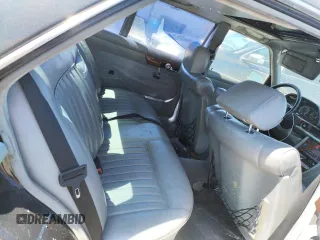 1986 Mercedes-Benz 420 with VIN WDBCA35DXGA210633, listed as a Copart auction lot 69728644 with 177,870 mi miles and Salvage Title. Bid and sale history available at carsss.com. Image 10.