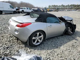 2006 Pontiac Solstice z VIN 1G2MB33B96Y104138, wystawiony jako Copart lot #48909975 z przebiegiem Nie podano mil oraz Szkody całkowita. Historia ofert i sprzedaży dostępna na DreamBid. Obrazek 3.