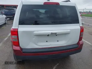 2016 Jeep Patriot Sport с VIN 1C4NJPBB5GD536617, выставлен на аукционе IAAI как лот 42151443 с пробегом 218 608 миль миль и . История ставок и продаж доступна на DreamBid. Изображение 6.