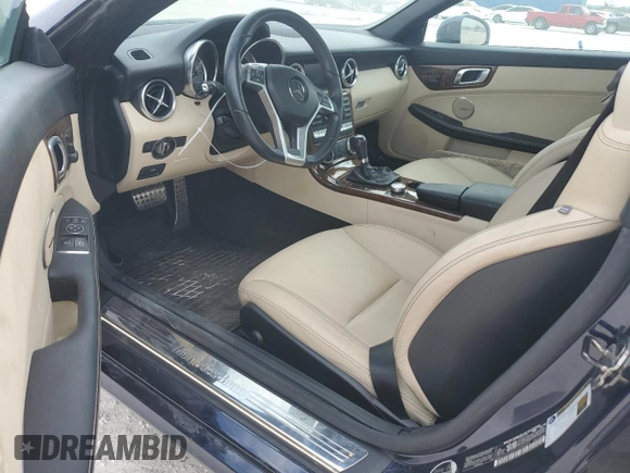 2015 Mercedes-Benz SLK 250 с VIN WDDPK4HAXFF098009, выставлен на аукционе Copart как лот 47493835 с пробегом 27 236 миль миль и Списание • Salvage title. История ставок и продаж доступна на DreamBid. Изображение 8.