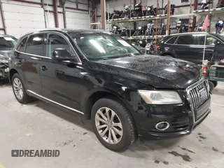 2013 Audi Q5 Premium with VIN WA1CFAFP1DA008107, listed as a IAAI auction lot 40847282 with 168,183 mi miles. Bid and sale history available at carsss.com. Image 1.