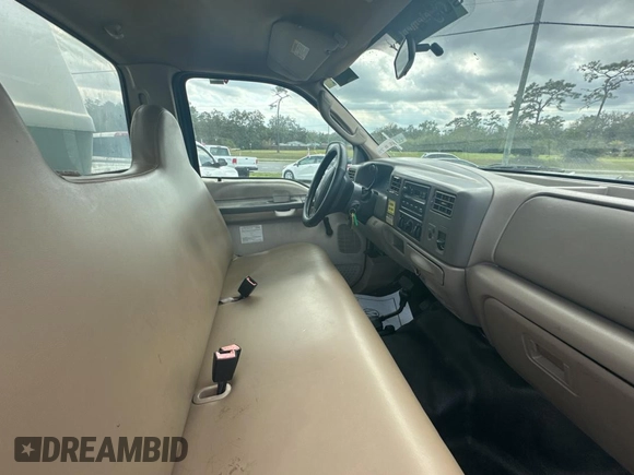 2003 Ford F-450 with VIN 1FDXF47P83ED47327, listed as a Copart auction lot 46125875 with 346,365 mi miles and Clean title. Bid and sale history available at DreamBid. Image 6.