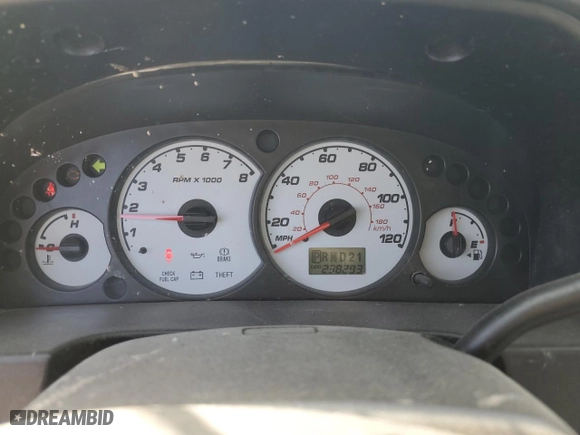 2004 Ford Escape XLT with VIN 1FMYU03174KB25014, listed as a Copart auction lot 47286444 with 238,293 mi miles and Salvage Title. Bid and sale history available at carsss.com. Image 9.