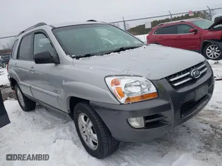 2007 Kia Sportage LX with VIN KNDJE723077361574, listed as a IAAI auction lot 41467765 with 268,950 mi miles. Bid and sale history available at carsss.com. Image 1.