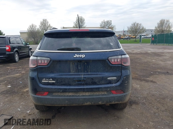 2018 Jeep Compass Latitude z VIN 3C4NJDBB3JT434507, wystawiony jako IAAI lot #42120088 z przebiegiem 82 181 mil mil oraz . Historia ofert i sprzedaży dostępna na DreamBid. Obrazek 16.