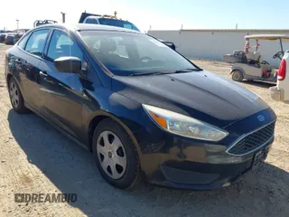 2016 Ford Focus S with VIN 1FADP3E23GL318945, listed as a IAAI auction lot 41640736 with 193,209 mi miles and . Bid and sale history available at carsss.com. Image 1.