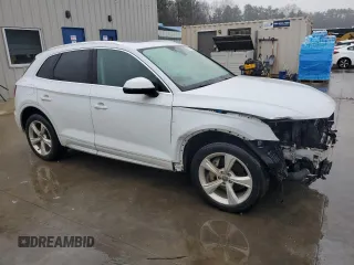 2020 Audi Q5 Premium Plus with VIN WA1BNAFYXL2013483, listed as a Copart auction lot 44373235 with 132,992 mi miles and Salvage Title. Bid and sale history available at carsss.com. Image 4.