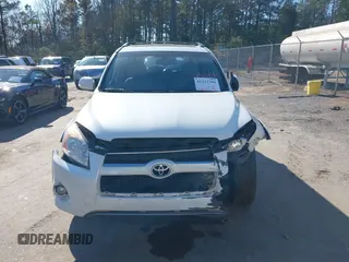 2011 Toyota RAV4 Ltd with VIN 2T3YF4DV1BW057806, listed as a IAAI auction lot 41237304 with 158,305 mi miles. Bid and sale history available at carsss.com. Image 12.