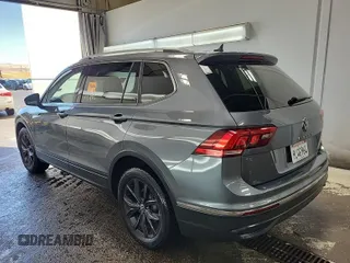 2024 Volkswagen Tiguan SE with VIN 3VV3B7AX1RM108036, listed as a IAAI auction lot 42796415 with 37,805 mi miles and . Bid and sale history available at DreamBid. Image 10.