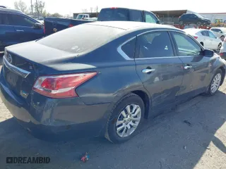 2013 Nissan Altima 2.5 SL with VIN 1N4AL3AP1DN568197, listed as a IAAI auction lot 41825919 with 107,846 mi miles. Bid and sale history available at carsss.com. Image 4.