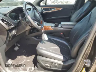 2019 Lincoln Nautilus Reserve z VIN 2LMPJ6L9XKBL51296, wystawiony jako Copart lot #56480135 z przebiegiem 59 852 mil mil oraz Szkoda całkowita • Salvage title. Historia ofert i sprzedaży dostępna na DreamBid. Obrazek 7.