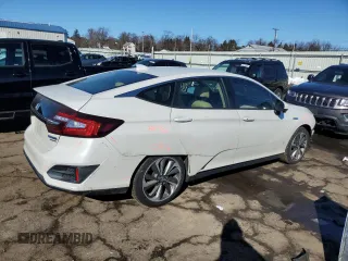 2018 Honda Clarity Plug-In Hybrid Touring with VIN JHMZC5F39JC011462, listed as a Copart auction lot 42860234 with 58,313 mi miles. Bid and sale history available at carsss.com. Image 3.