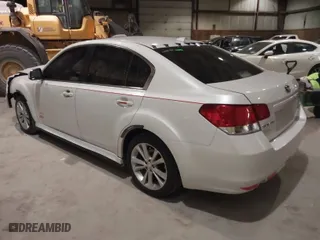 2013 Subaru Legacy 2.5i Limited with VIN 4S3BMBK60D3043140, listed as a IAAI auction lot 41422976 with 132,780 mi miles. Bid and sale history available at carsss.com. Image 3.