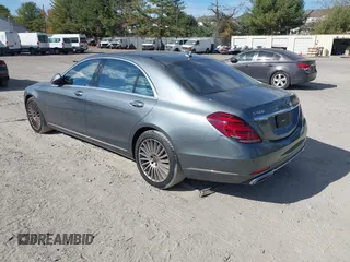 2018 Mercedes-Benz S 560 with VIN WDDUG8GB1JA399733, listed as a IAAI auction lot 40698553 with 82,838 mi miles and . Bid and sale history available at carsss.com. Image 3.