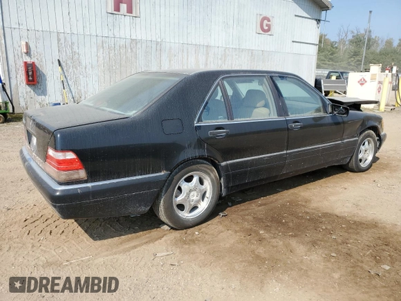 1999 Mercedes-Benz S-Class with VIN WDBGA51G0XA421692, listed as a Copart auction lot 70390134 with 168,234 mi miles and Clean Title. Bid and sale history available at carsss.com. Image 3.