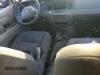 2004 Ford Police Interceptor Base w/3.27 Axle z VIN 2FAFP71WX4X149014, wystawiony jako Copart lot #71305734 z przebiegiem 180 542 mil mil oraz Szkoda całkowita • Salvage title. Historia ofert i sprzedaży dostępna na DreamBid. Obrazek 8.