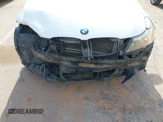 2011 BMW 3 Series 328i с VIN WBAPH7C54BE682973, выставлен на аукционе IAAI как лот 42235227 с пробегом 141 576 миль миль и . История ставок и продаж доступна на DreamBid. Изображение 6.
