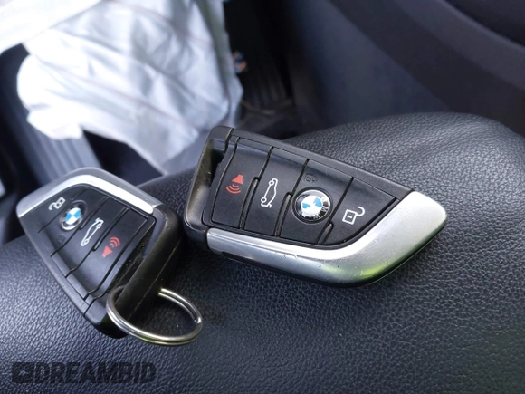 2019 BMW X3 xDrive30i with VIN 5UXTR9C52KLD92349, listed as a IAAI auction lot 41962148 with Not Provided miles and . Bid and sale history available at DreamBid. Image 11.