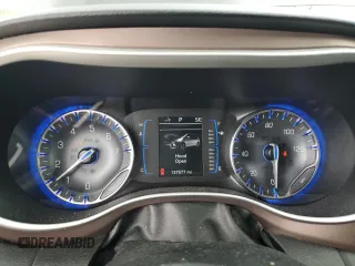 2017 Chrysler Pacifica Touring L z VIN 2C4RC1BG9HR560678, wystawiony jako Copart lot #55420305 z przebiegiem 137 577 mil mil oraz Szkoda całkowita • Salvage title. Historia ofert i sprzedaży dostępna na DreamBid. Obrazek 9.