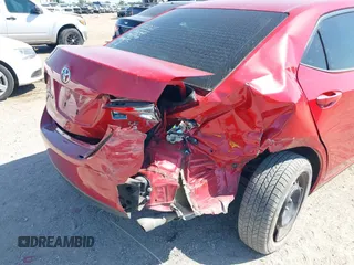 2018 Toyota Corolla L z VIN 2T1BURHE1JC011808, wystawiony jako IAAI lot #42289116 z przebiegiem 124 379 mil mil oraz . Historia ofert i sprzedaży dostępna na DreamBid. Obrazek 6.