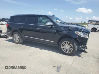 2020 Lincoln Navigator Black Label z VIN 5LMJJ3TTXLEL16191, wystawiony jako Copart lot #56931005 z przebiegiem 53 251 mil mil oraz Szkody całkowita. Historia ofert i sprzedaży dostępna na DreamBid. Obrazek 4.