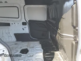2017 Ram ProMaster City Cargo Tradesman z VIN ZFBERFABXH6G85511, wystawiony jako Copart lot #50080985 z przebiegiem 64 863 mil mil oraz Czysty tytuł • Clean title. Historia ofert i sprzedaży dostępna na DreamBid. Obrazek 11.