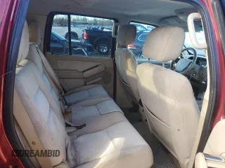 2006 Ford Explorer XLT with VIN 1FMEU73846UB00801, listed as a Copart auction lot 87953965 with 253,577 mi miles and Clean Title. Bid and sale history available at carsss.com. Image 10.